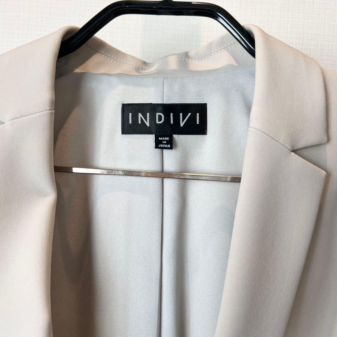 INDIVIインディヴィ パンツスーツ ベージュ / ライトグレー 【美品】