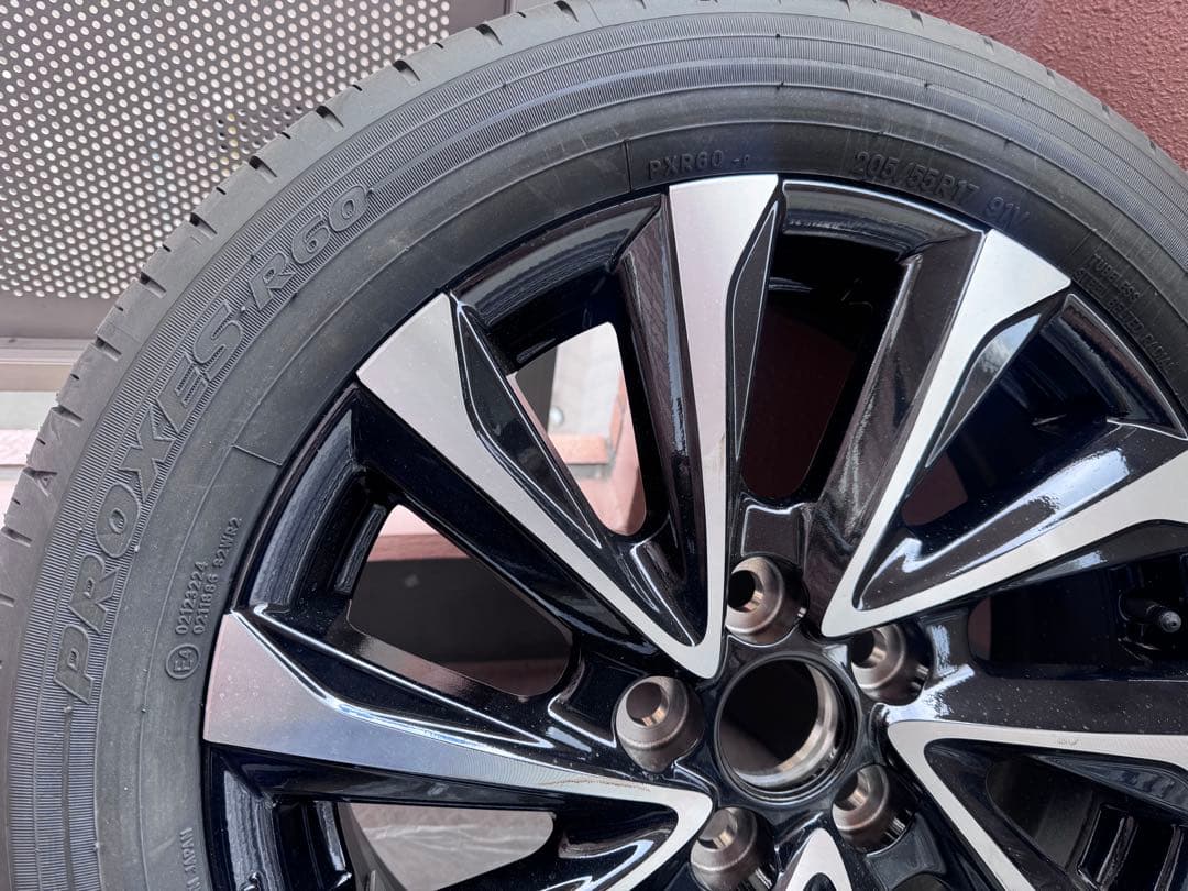 TOYO PROXES R60 205/55R17 ノア 新車外しタイヤ