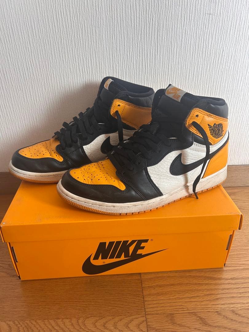 NIKE Air Jordan 1 \