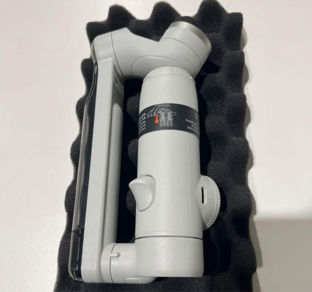 insta 360 flow スマホジンバル