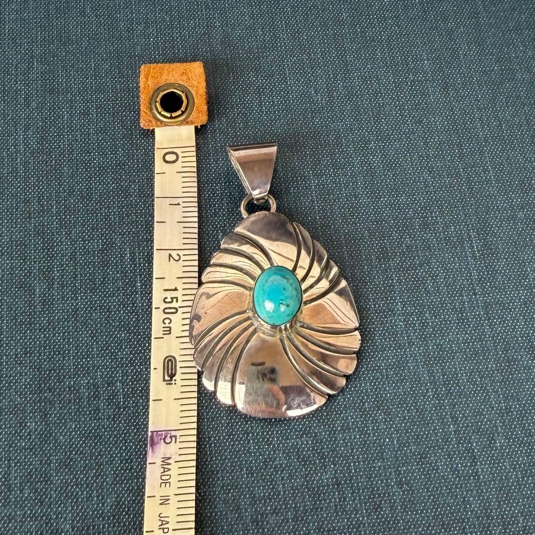 ヴィンテージ ナバホ族 サンバースト　ターコイズ ペンダントトップ