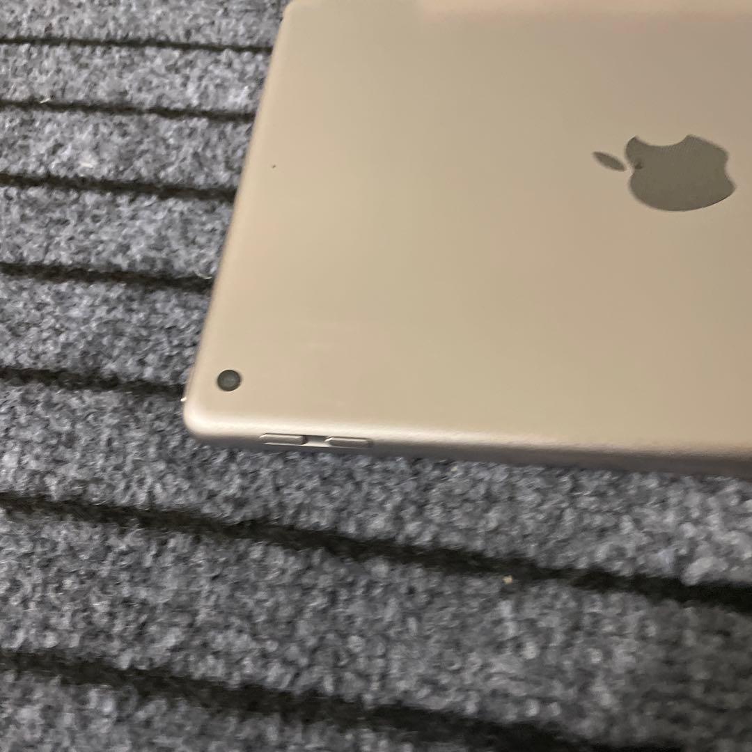 13 iPad 5世代 32GB Wi-Fi スペースグレイ