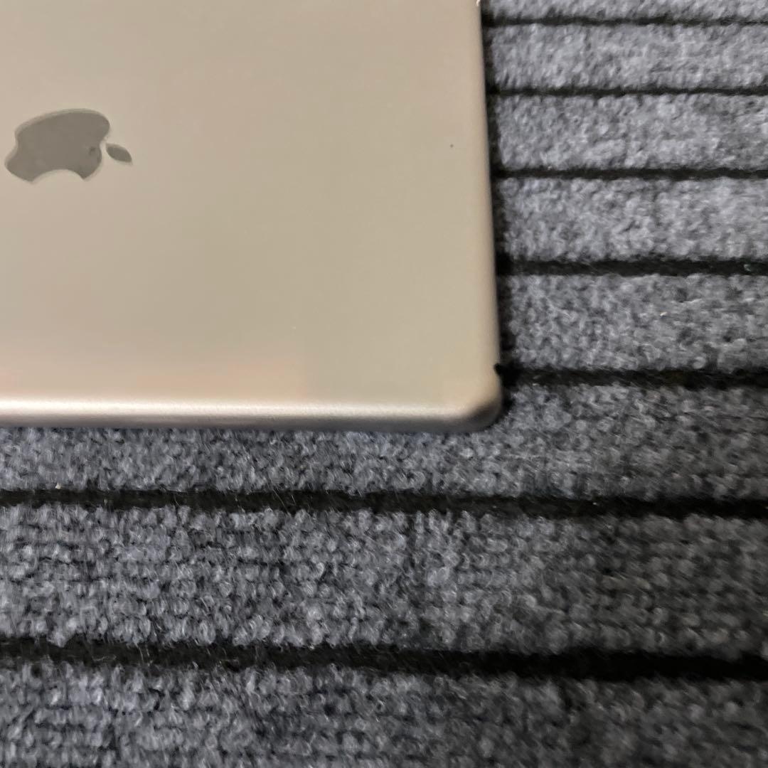 13 iPad 5世代 32GB Wi-Fi スペースグレイ