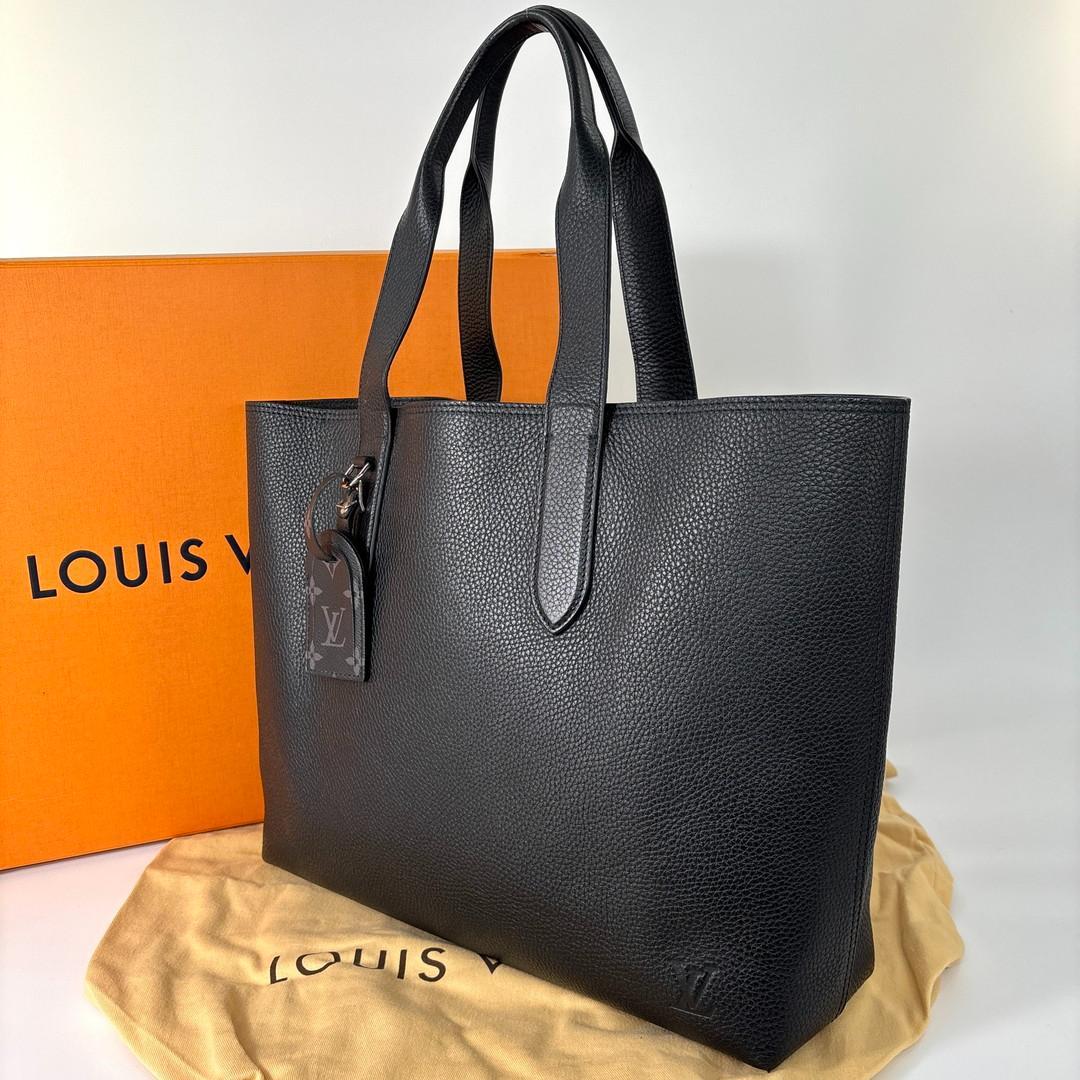 未使用 ルイヴィトン M52817 トリヨン カバ・ヴォワヤージュ トートバッグ