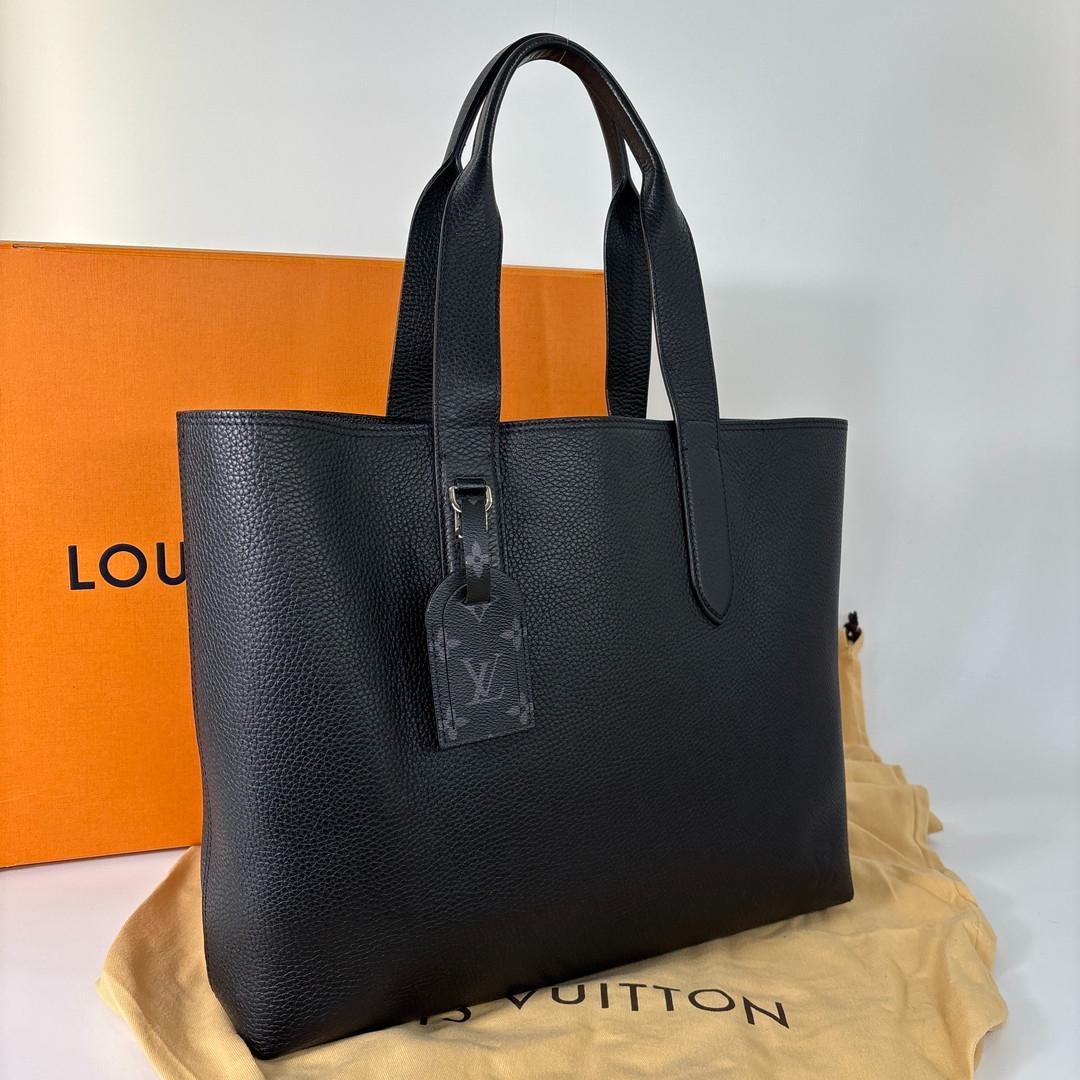 未使用 ルイヴィトン M52817 トリヨン カバ・ヴォワヤージュ トートバッグ