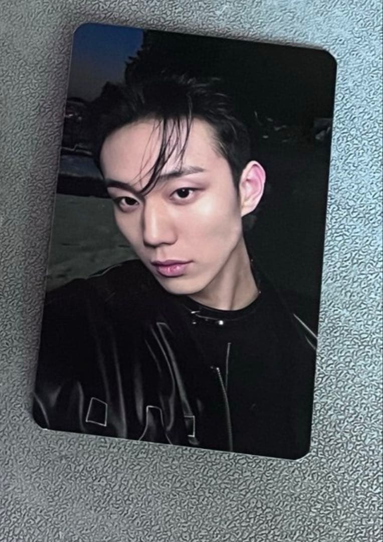 IVE イソ　 サノク　トレカ