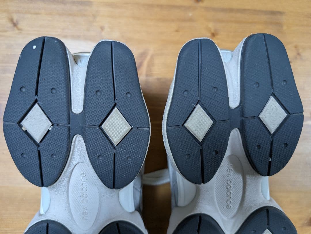 New Balance 9060 ホワイト スニーカー