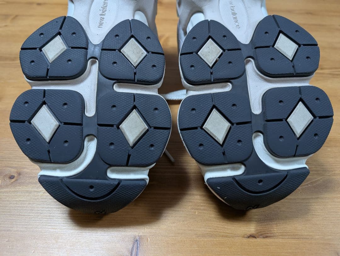 New Balance 9060 ホワイト スニーカー