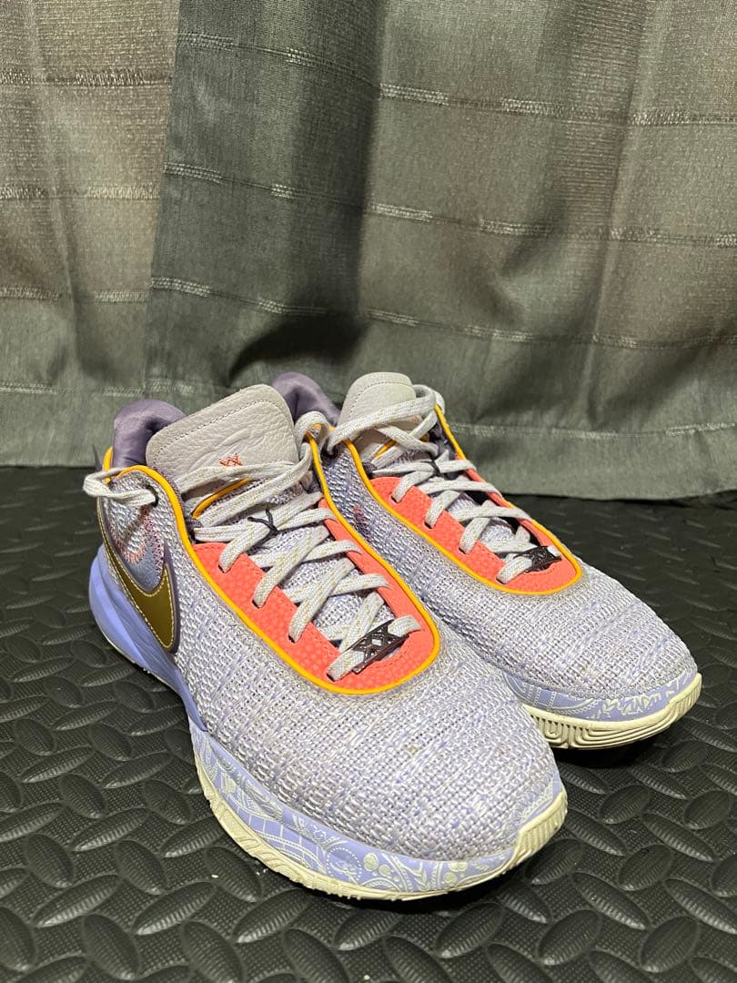 シューズ(男性用) Nike LeBron 20 Violet Frost