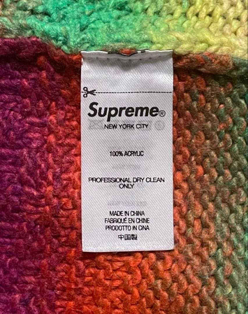 K*e様 Supreme Gradient Stripe Sweater