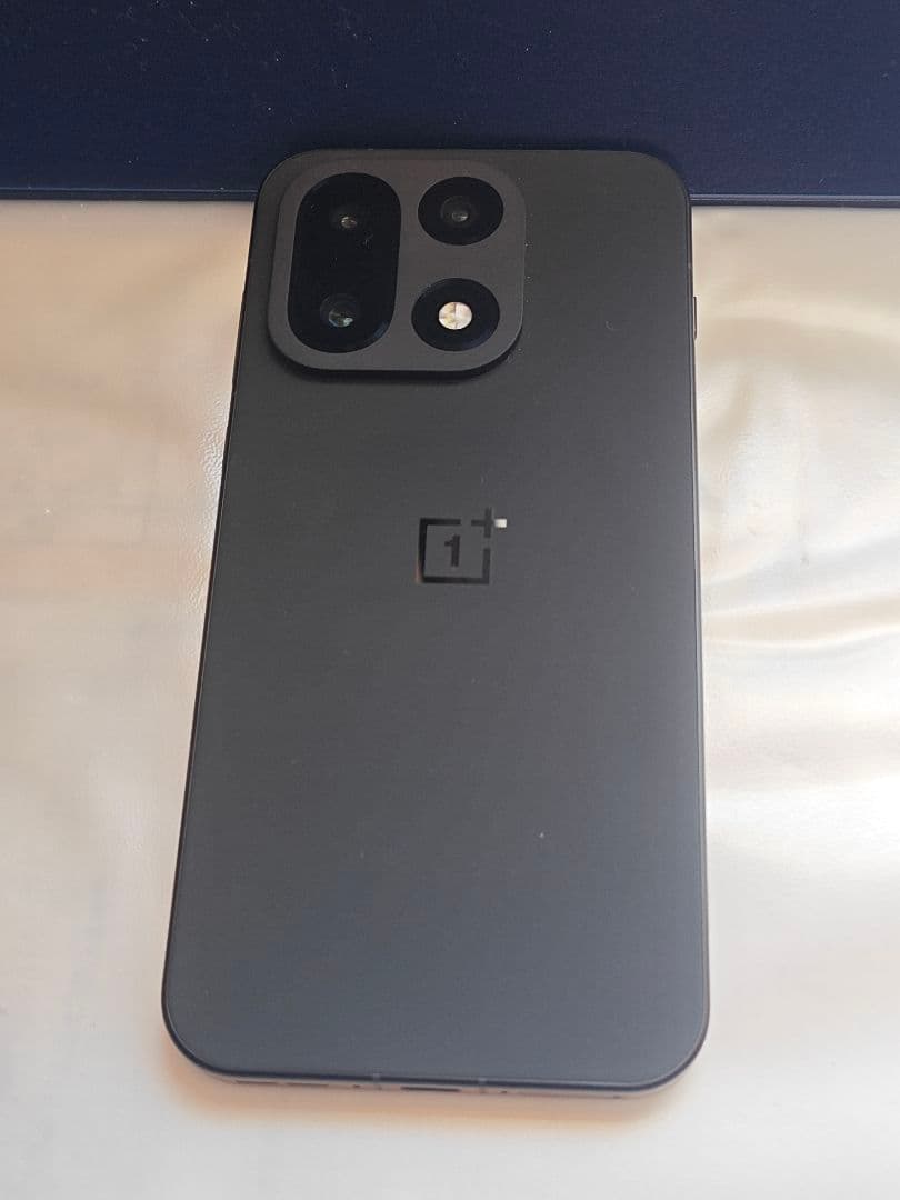 OnePlus 15 black 512GB グローバル版