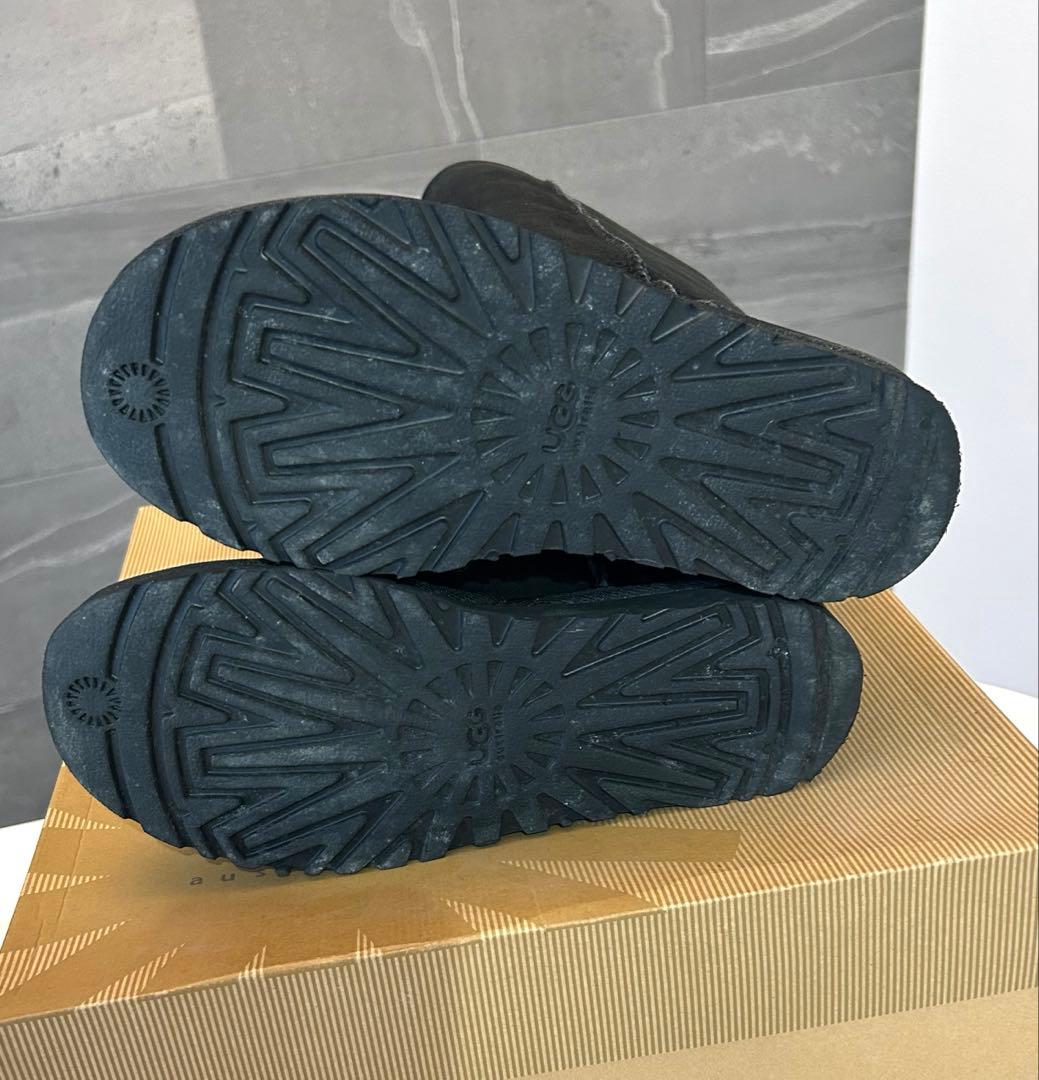 マキ⭐︎　UGG ブラック クラシックトールムートンブーツ　サイズ6
