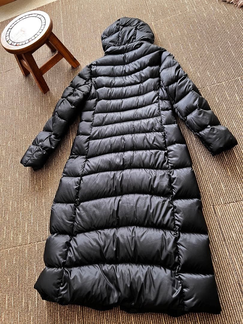 ユニクロ　ロングダウン　黒