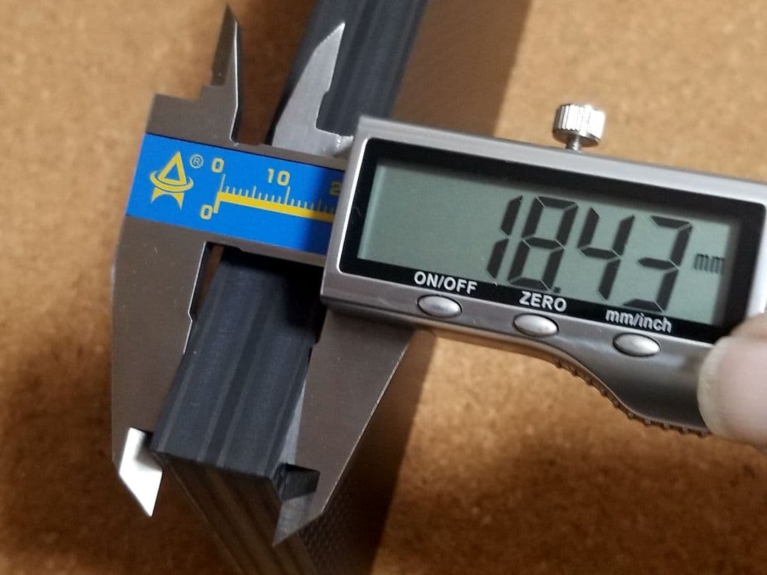 【1枚限定】t18.4×100×320mm【CFRP素材】ドライカーボン