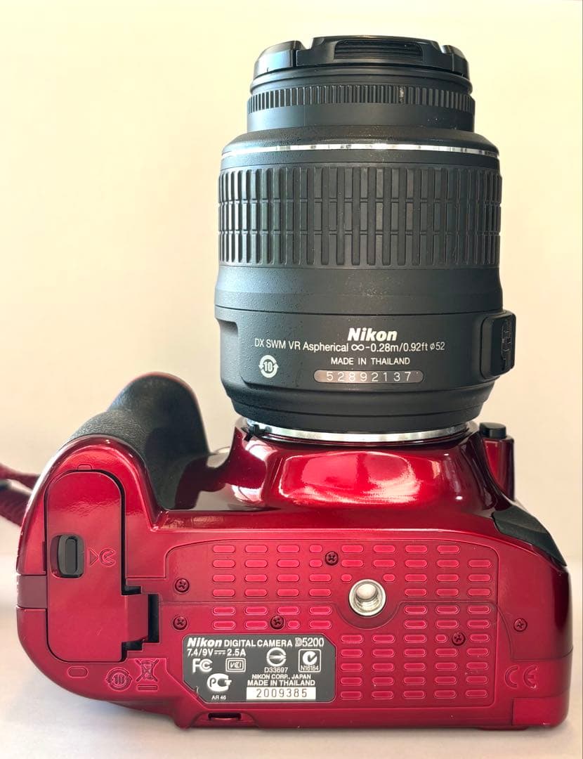 Nikon D5200 ダブルレンズキット レッド