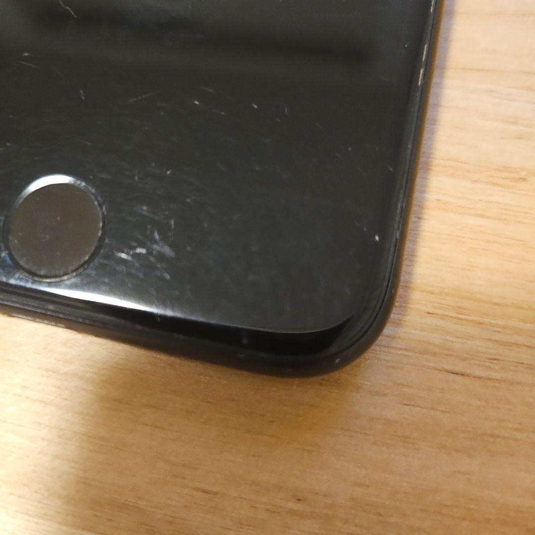 Apple iPhone se2ブラック 本体　sim フリー