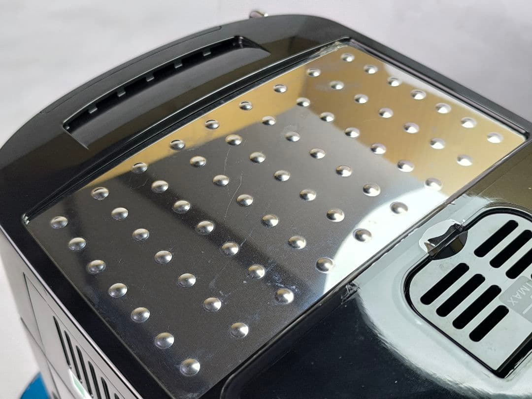 デロンギ　マグニフィカS 全自動コーヒーマシン　ECAM22112