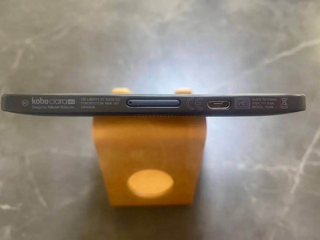 【美品、動作確認済み】楽天 Kobo Clara HD 充電ケーブルつき
