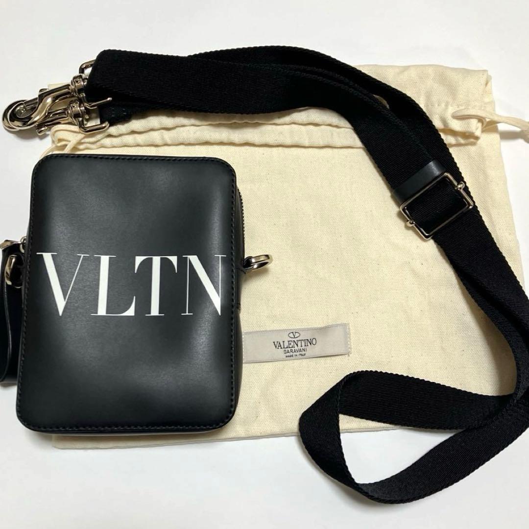 ヴァレンティノ VALENTINO VLTN スモール ショルダーバッグ レザー