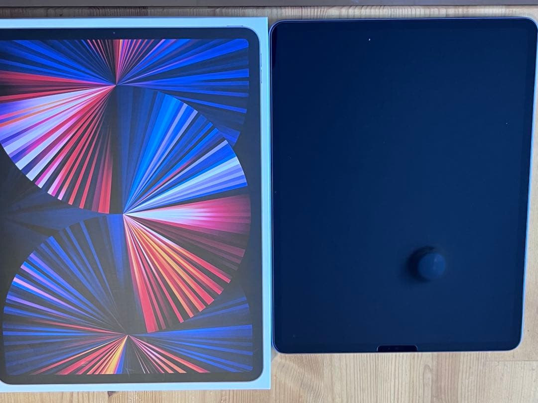 iPad Pro 12.9インチ + Magic Keyboard