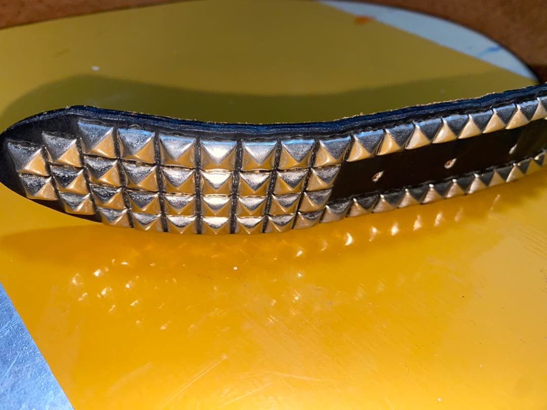 b*y様 4連スタッズベルト【本革】