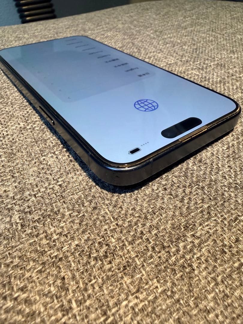 【美品】iPhone 15 Pro Max 256GB（バッテリー約85％）