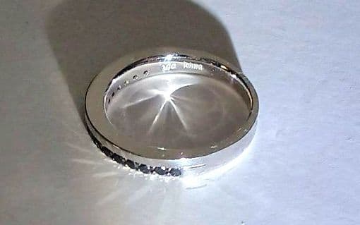 ブラックダイヤモンド　リング　K18WG　三菱ジュエリーコレクション