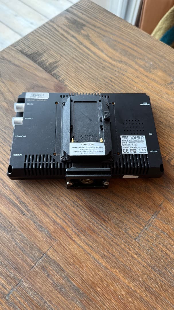 Feelworld FW279S フィールドモニター　2200nit