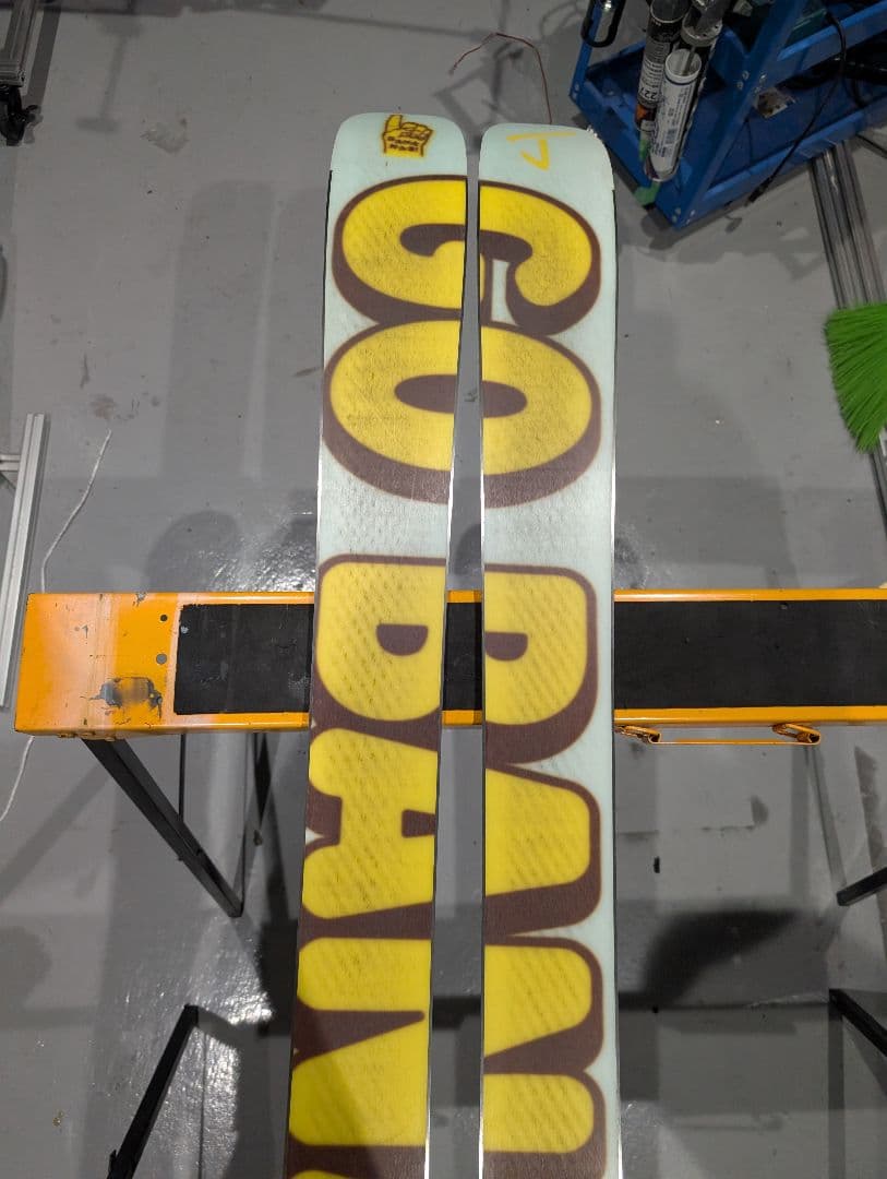 世界200本 Jskis Joyride160cm + Look pivot15