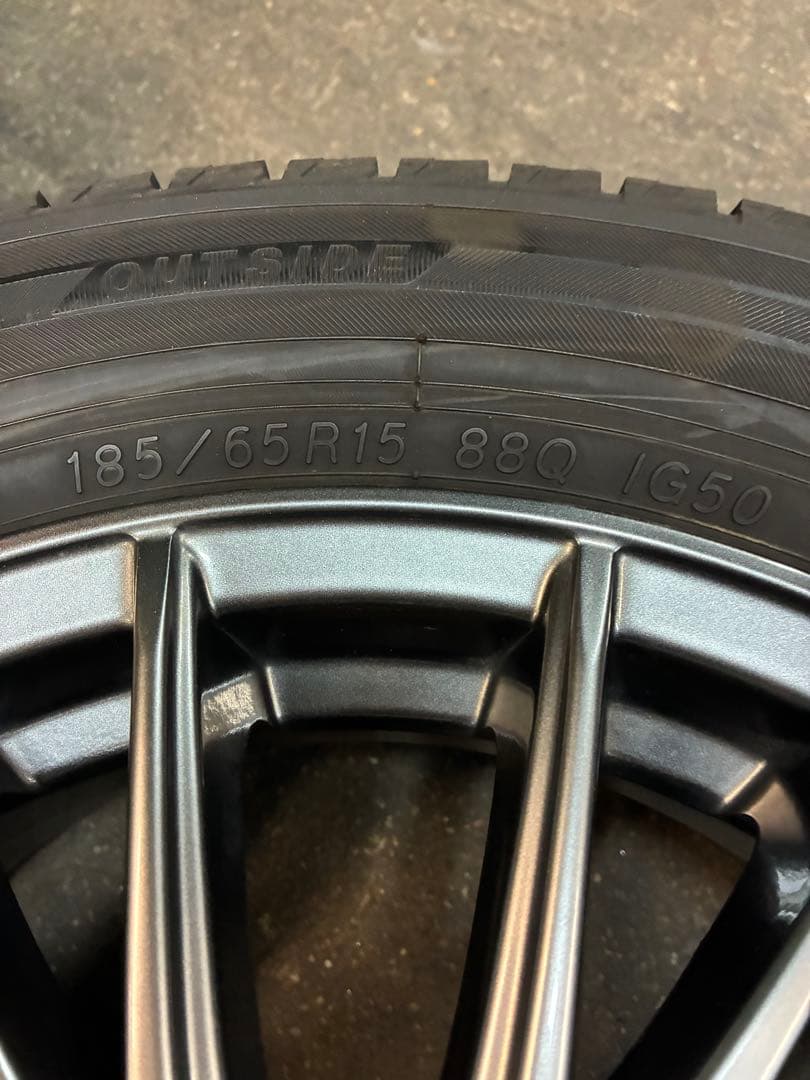 にゃんぱぃあ 様。185/65R15スタッドレスセット❗️