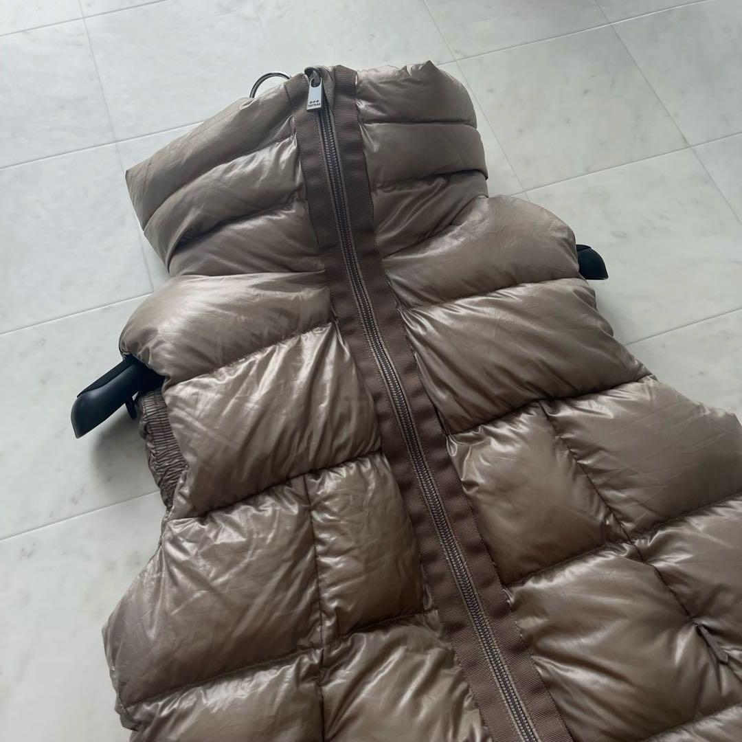 美品♡2021年 タトラス タウリア ダウンベスト ゴールド 1