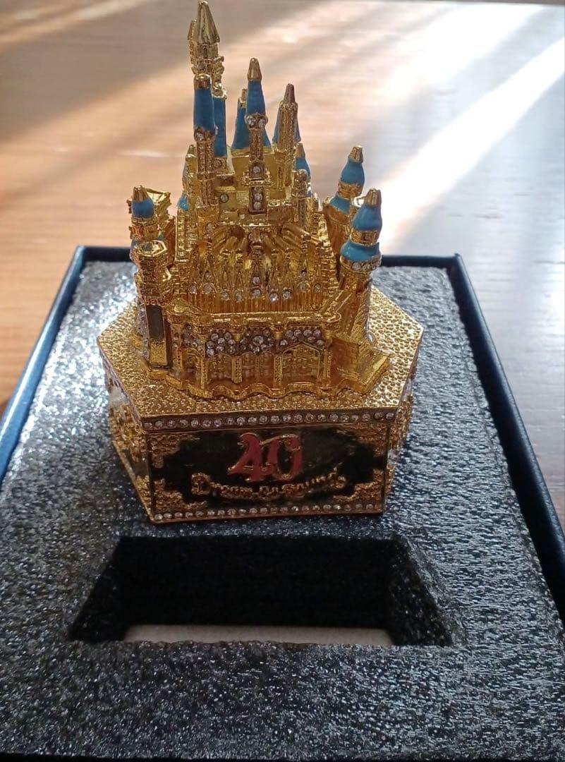 【TDR限定】Arribas Brothers 40周年シンデレラ城　小物入れ