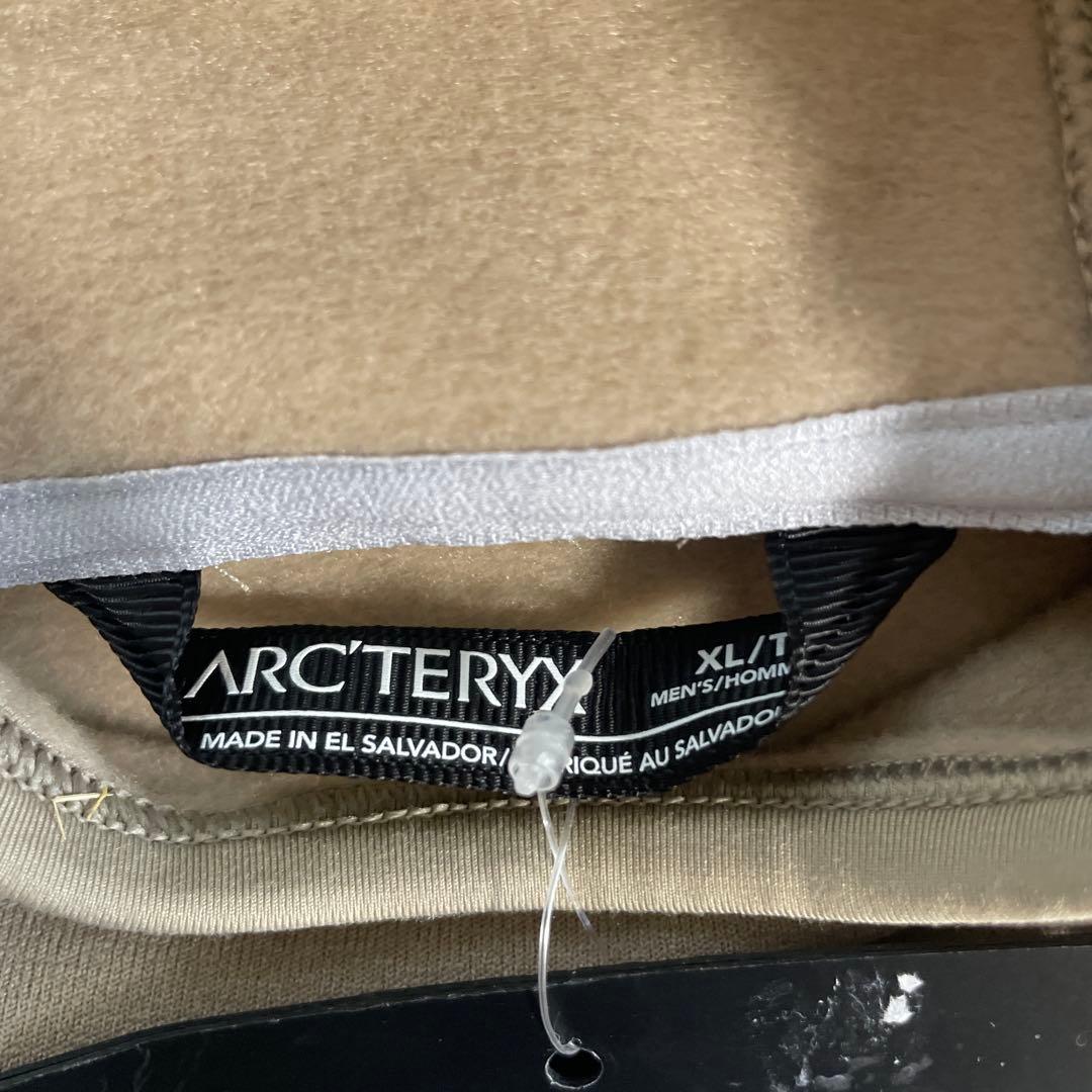 新品未使用　アークテリクス　プルオーバー　フーディ　ベージュ　XL