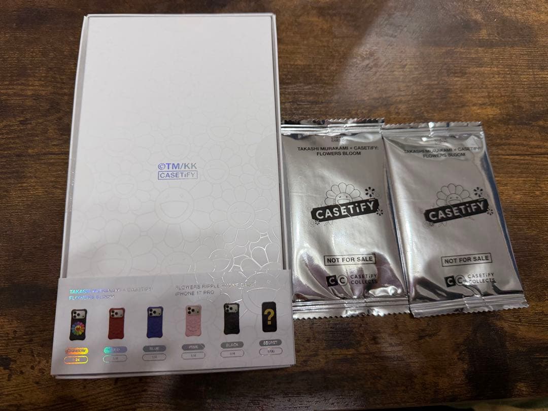【新品/レッド】CASETiFY×村上隆 ウェーブシリコンフラワースマホケース
