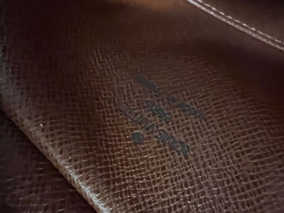 Louis Vuitton モノグラム ボディバッグ　2点　ポーチ　肩掛け