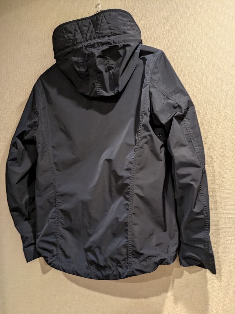 Burberryジャケット44 ネイビー