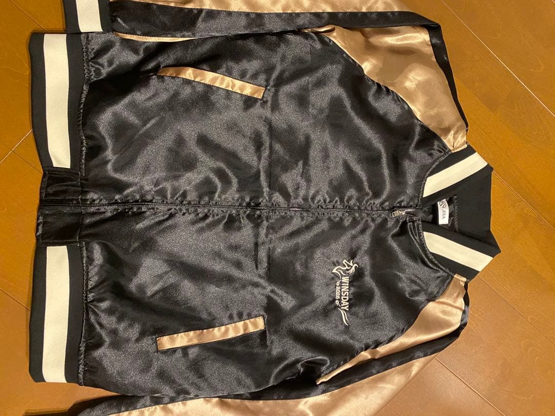 WIN'S スカジャン 馬の刺繍