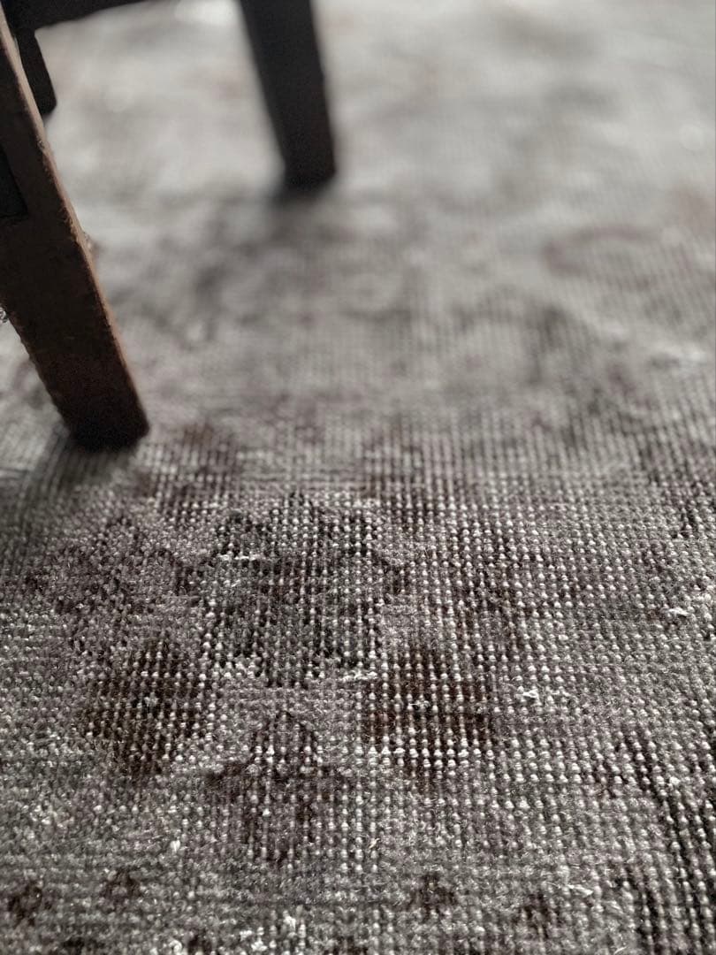 she　グレーオーバーダイ　ヴィンテージラグ　トルコラグ