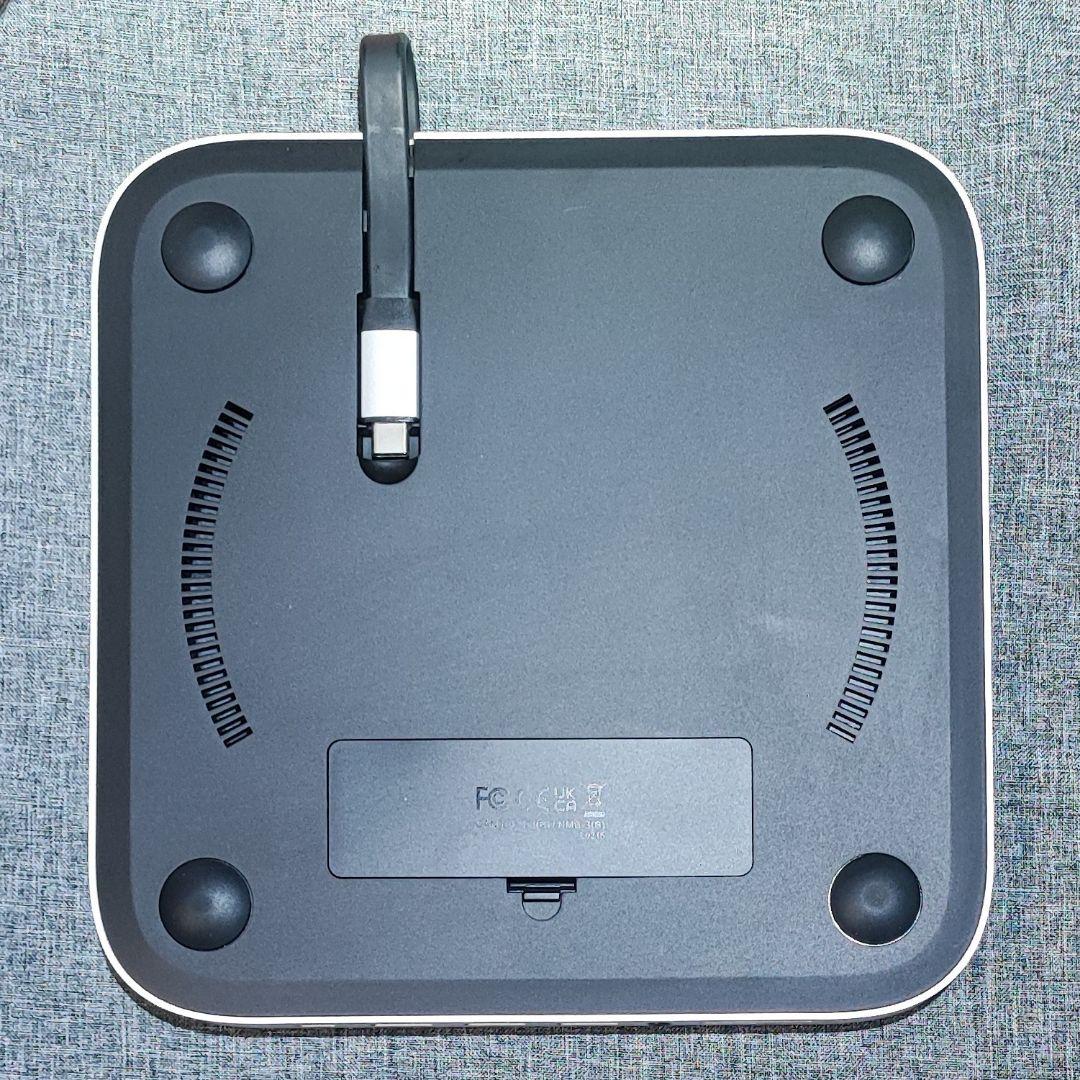 Mac mini スタンド＆ハブ NVMe SSDエンクロージャー付き