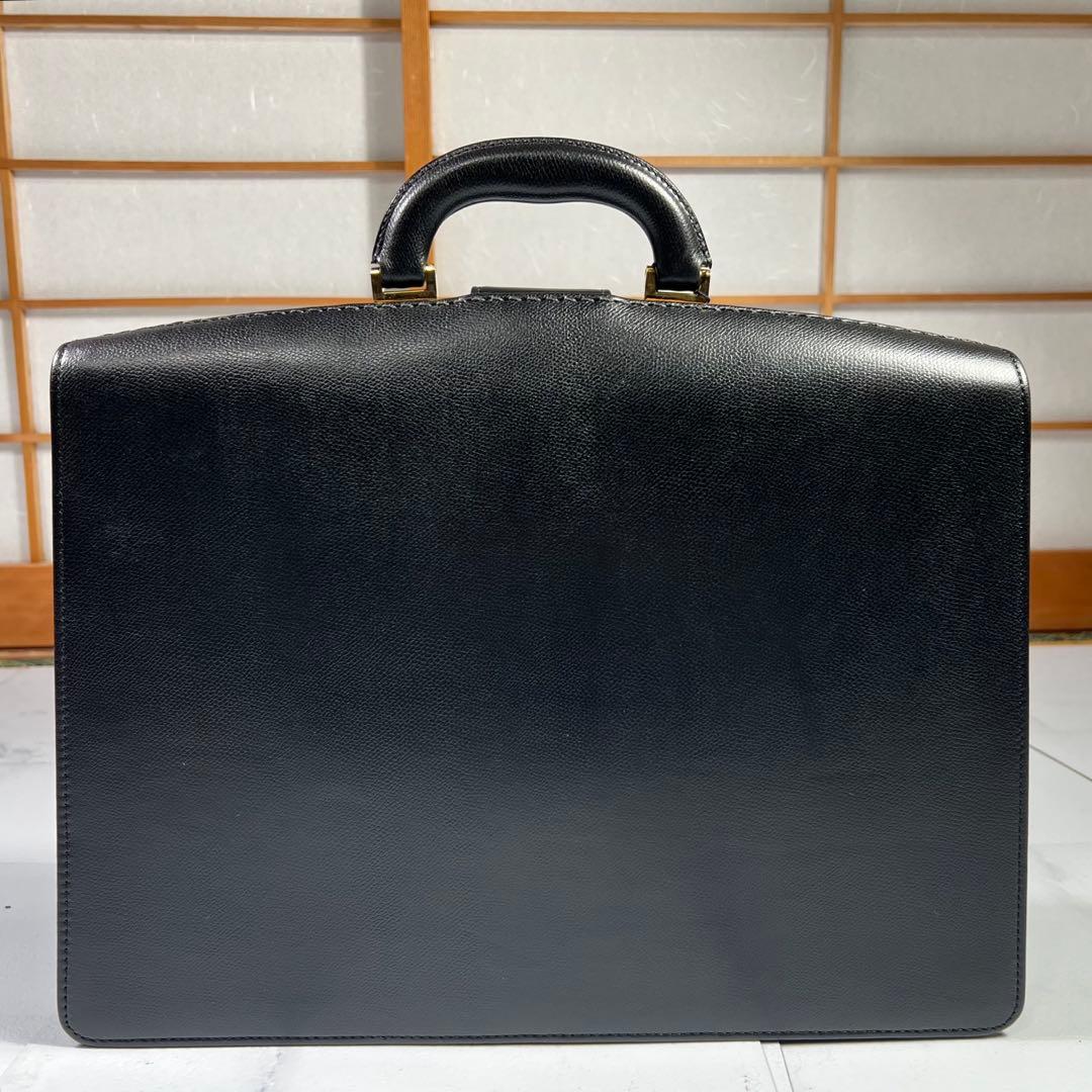 新品タグ付 イヴサンローラン ダレスバッグ レザー　黒 A4 デッドストック