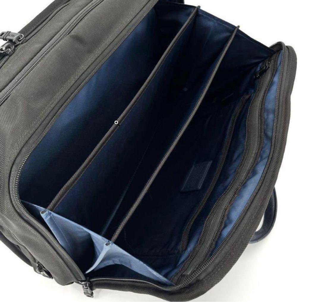 希少色　TUMI トゥミ × EDIFICE エディフィス