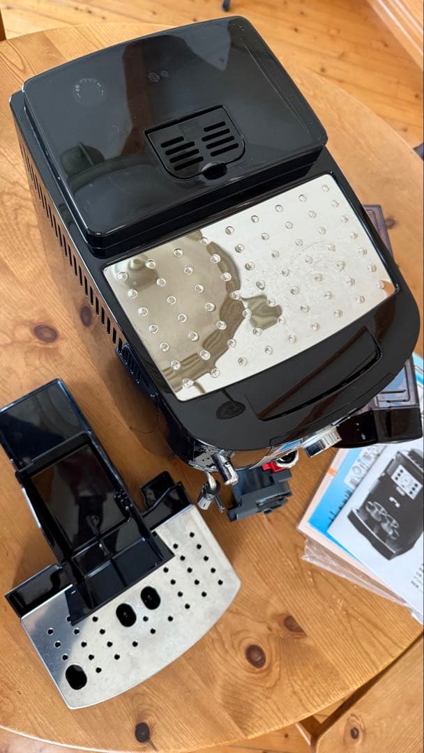 DeLonghi Magnifica S ECAM22112Bエスプレッソマシン