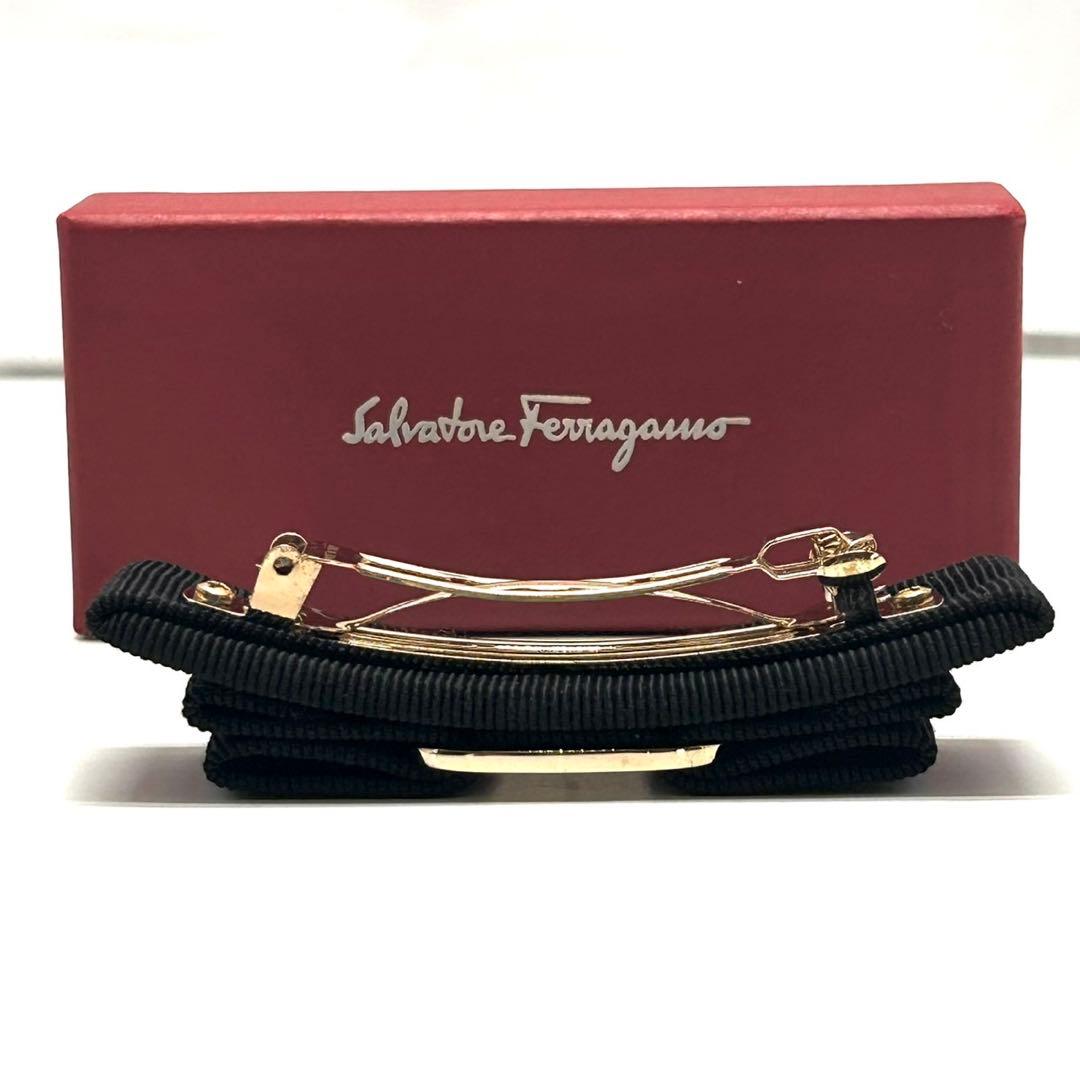 サルヴァトーレフェラガモ バレッタ ヘアアクセサリー ヘアピン ヴァラ リボン