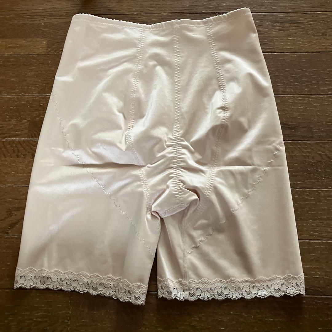 ワコール　ガードル 82 ベージュ　3セット