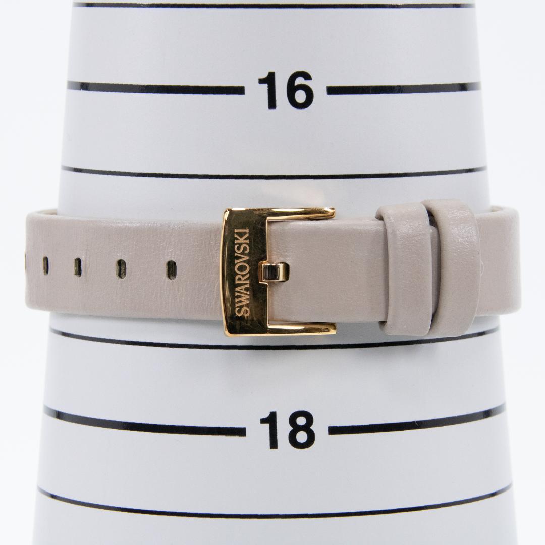 スワロフスキー 腕時計 レディース クリスタルラインオーラ 白 ビジュー ロゴ