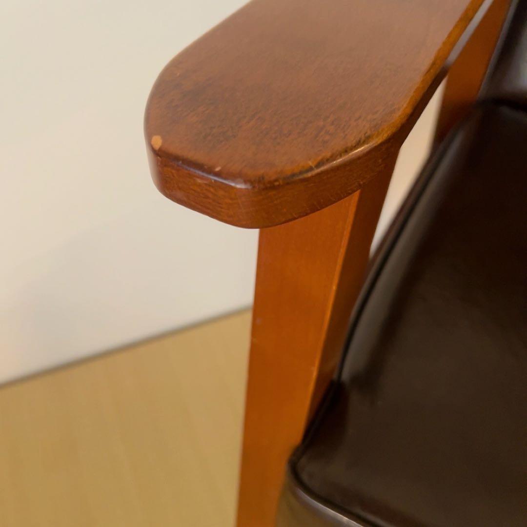 1人掛けソファ　片肘　ミルキーコーク