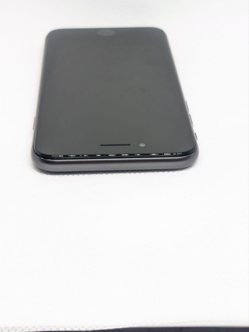 【整備済/即発送】iPhone 8 64GB スペースグレイ SIMフリー