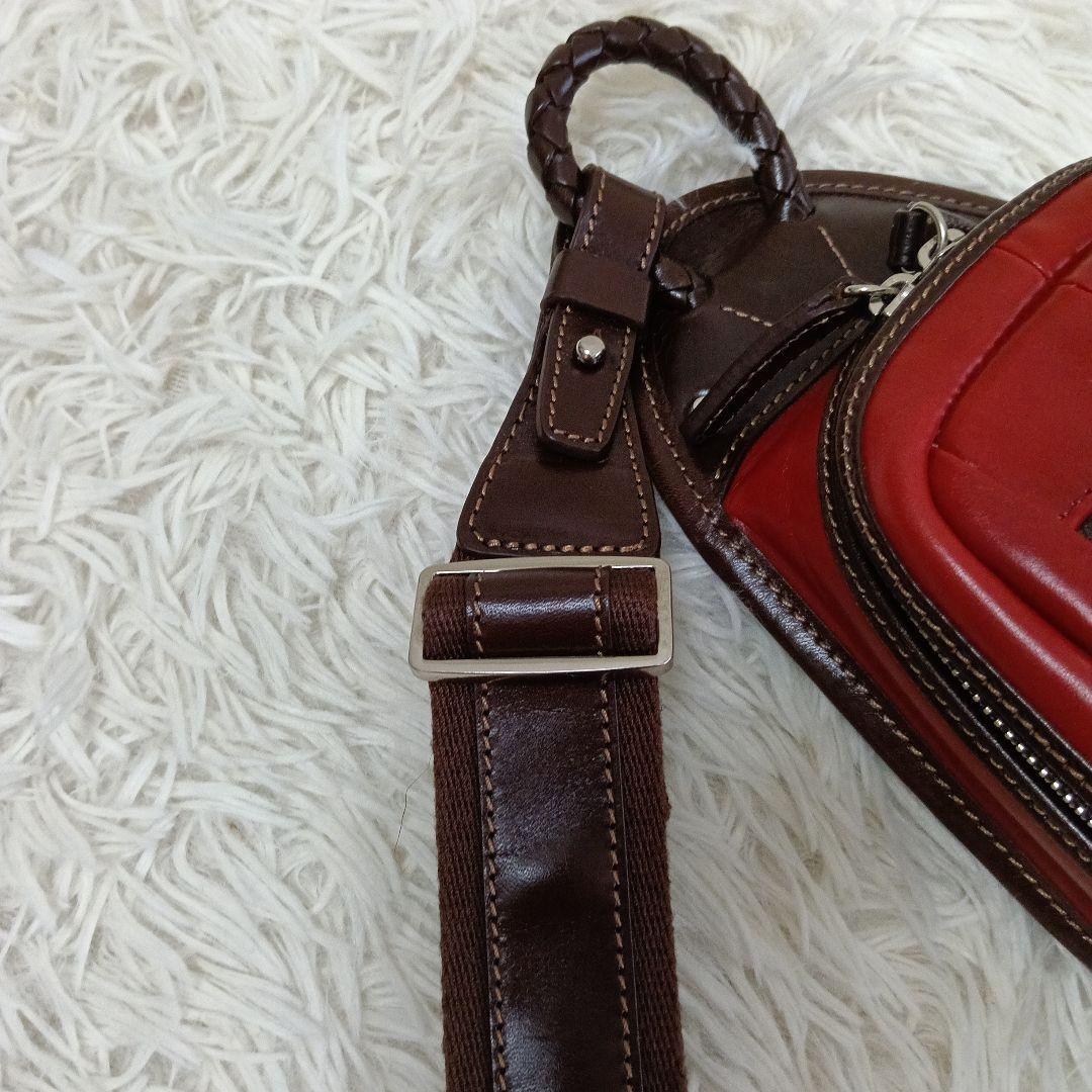 【美品】Kiefer neu キーファーノイボディバッグ赤レッド