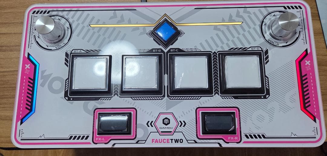 PC用ゲームコントローラー・コンバーター FAUCETWO+ VW Skin