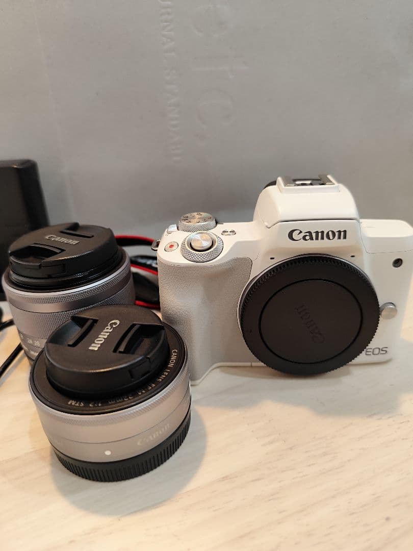 CANON EOS Kiss M2 ダブルレンズキット ミラーレス一眼 ホワイト